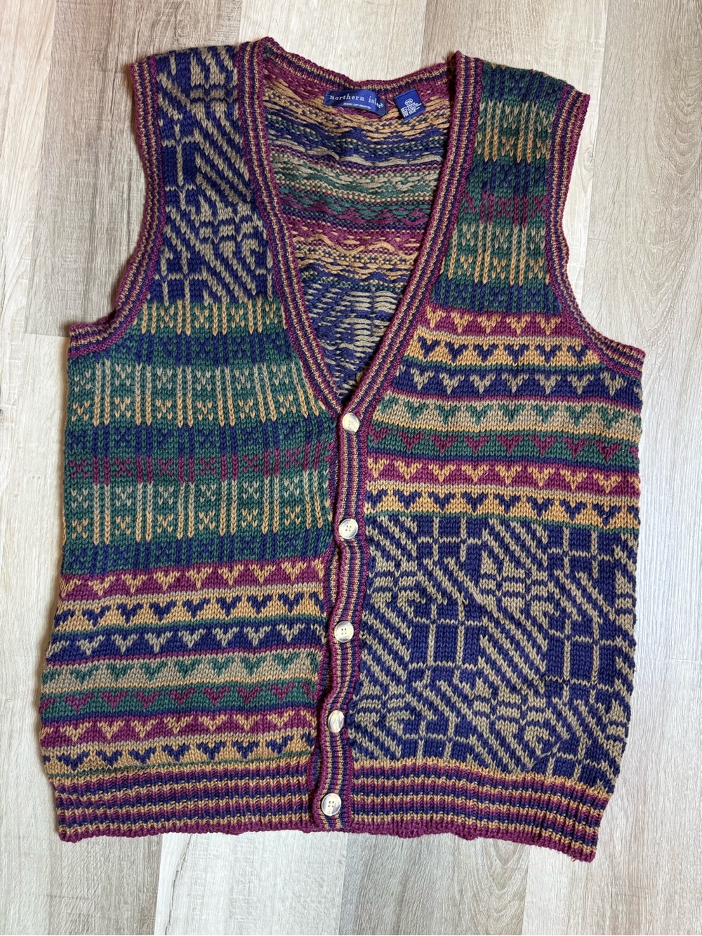 Vintage Northern Isles Knit V-Neck Button Up Sweater Vest Size XXL